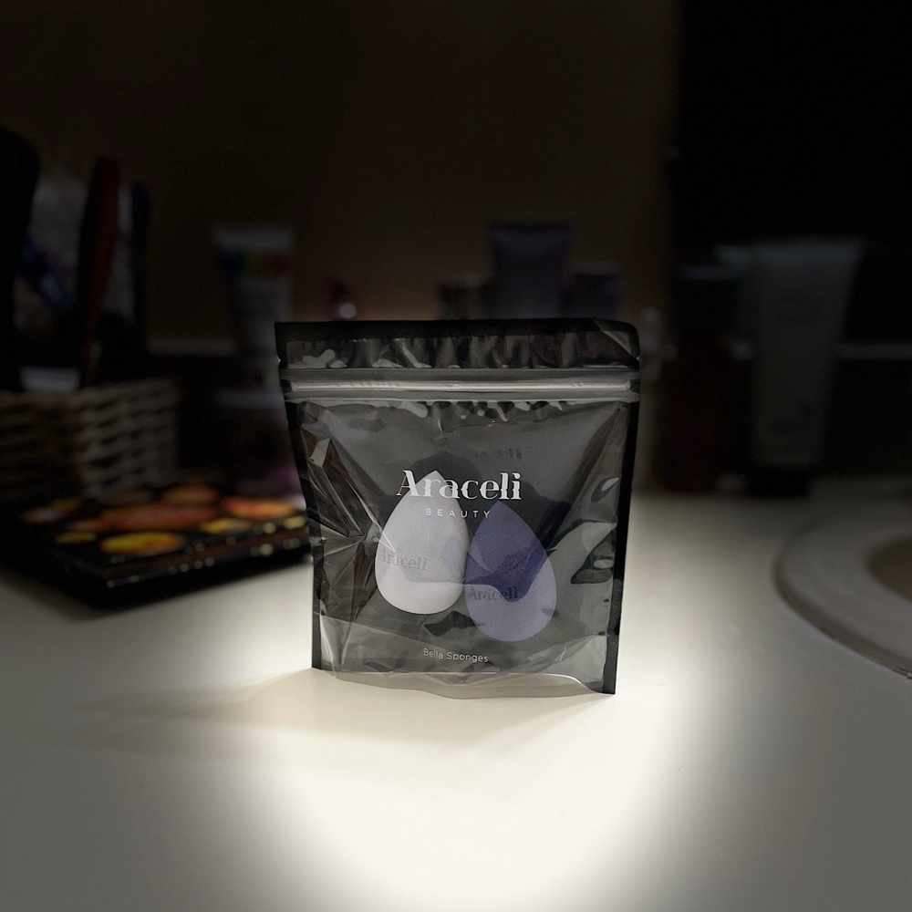ARACELI BEAUTY | Bella Sponge Duo